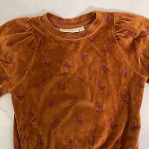 Soft Gallery velour top size 4